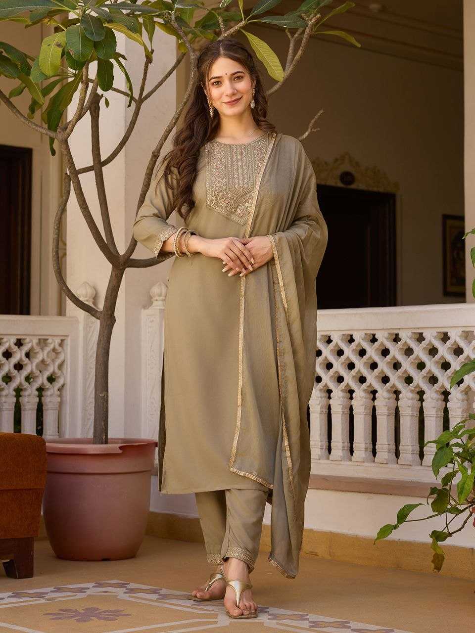 Rayon Designer Kurti in Rani