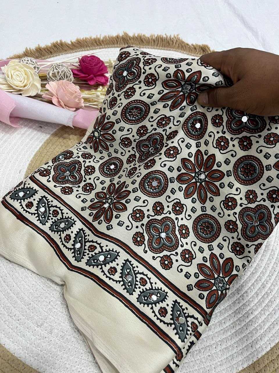 Japan Sartin Printed Saree in Maroon