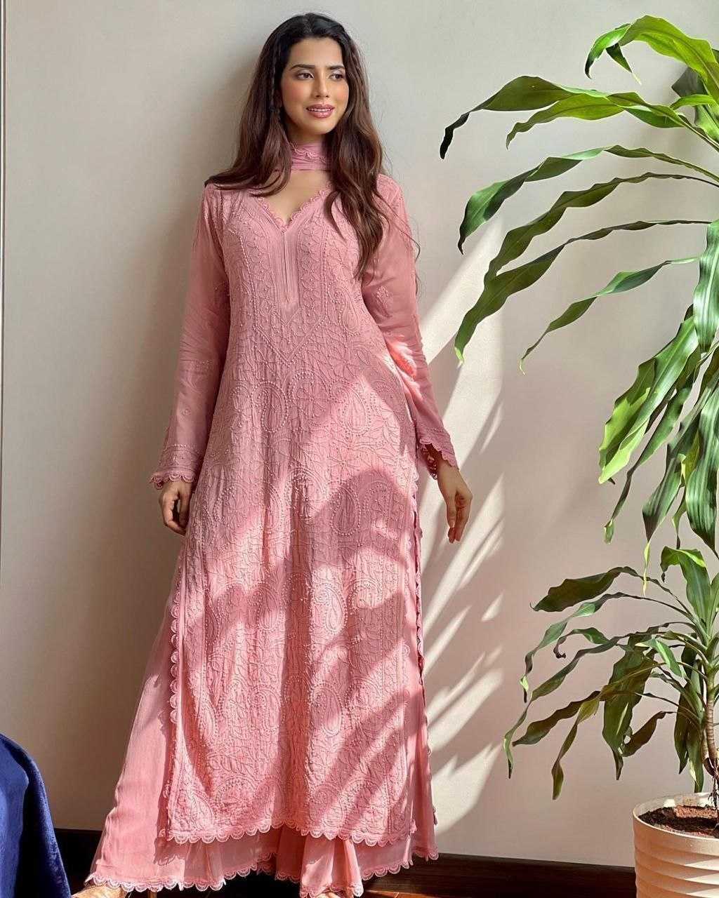 Georgette Embroidery Suit in Peach