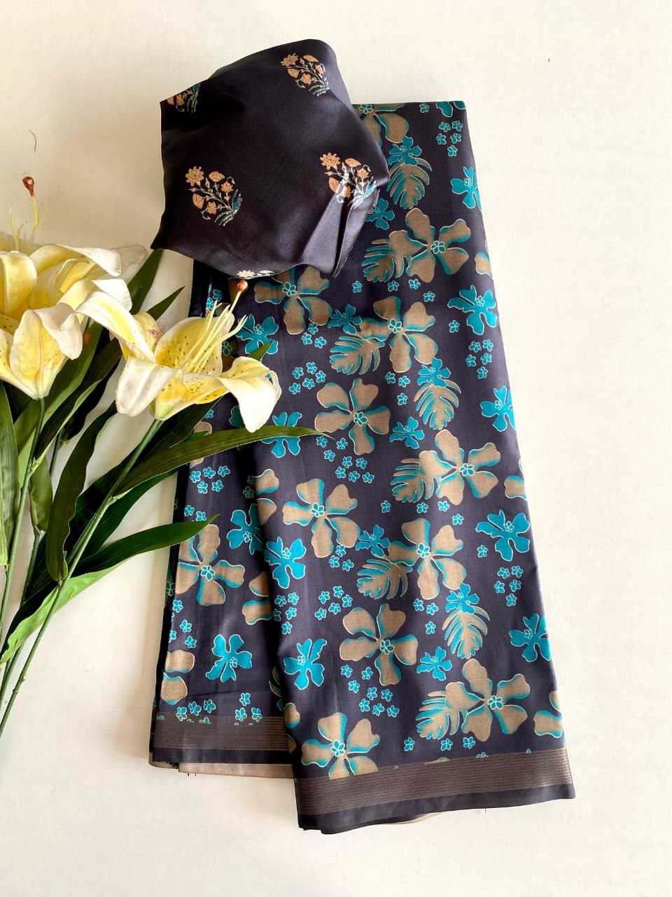 Zari Border Saree