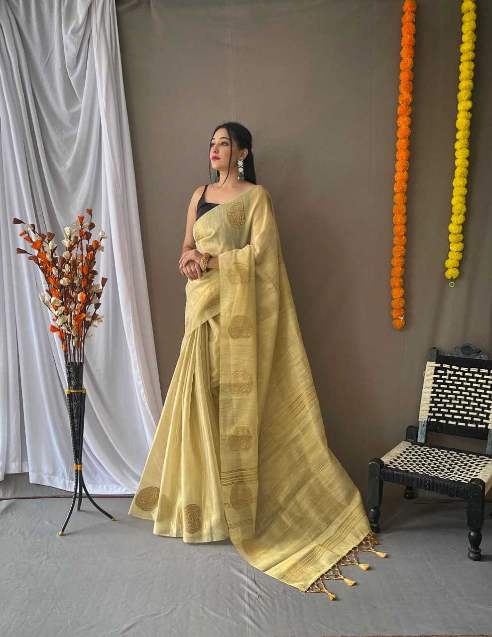 Gulabo Tissue Silk Traditional Saree