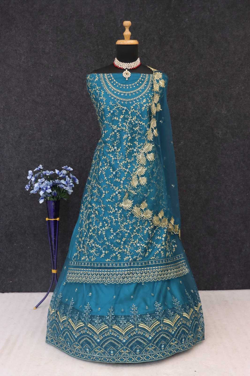 Embroidery Suit