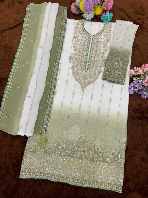 Crunchi Embroidery Suit