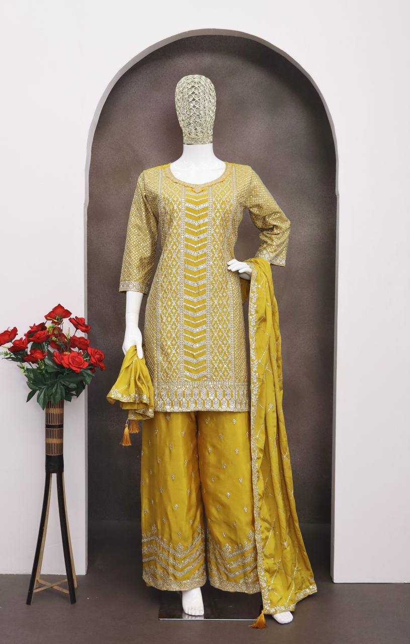 Chinon Embroidery Suit