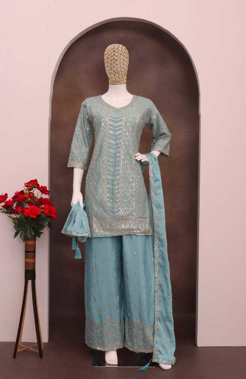 Chinon Embroidery Suit