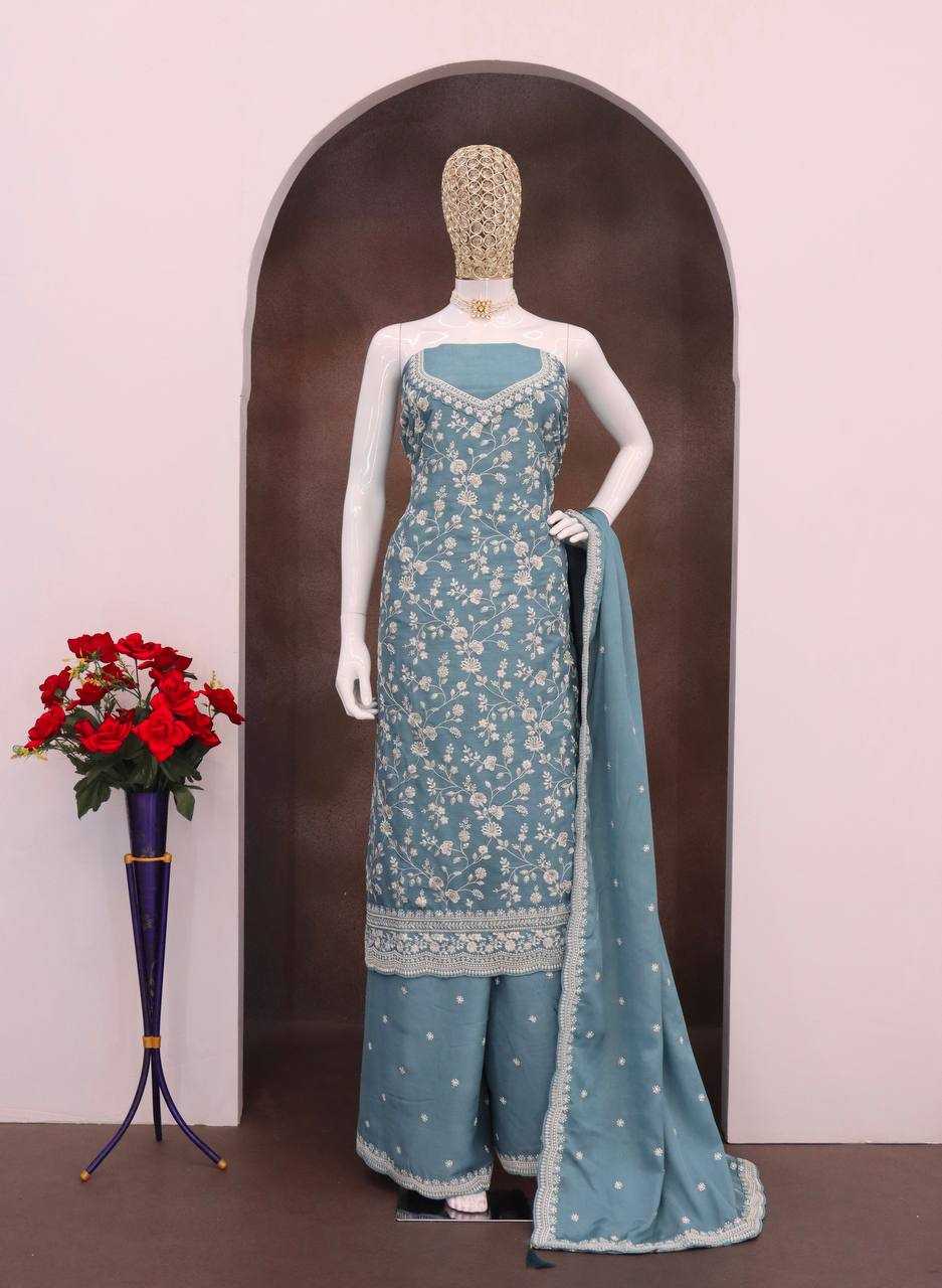 Chinon Embroidery Suit