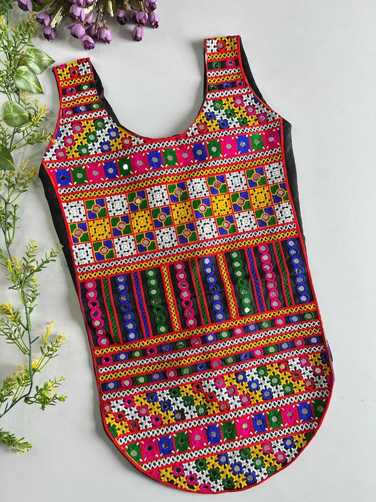 Aishi Soft Cotton V-neck Blouse