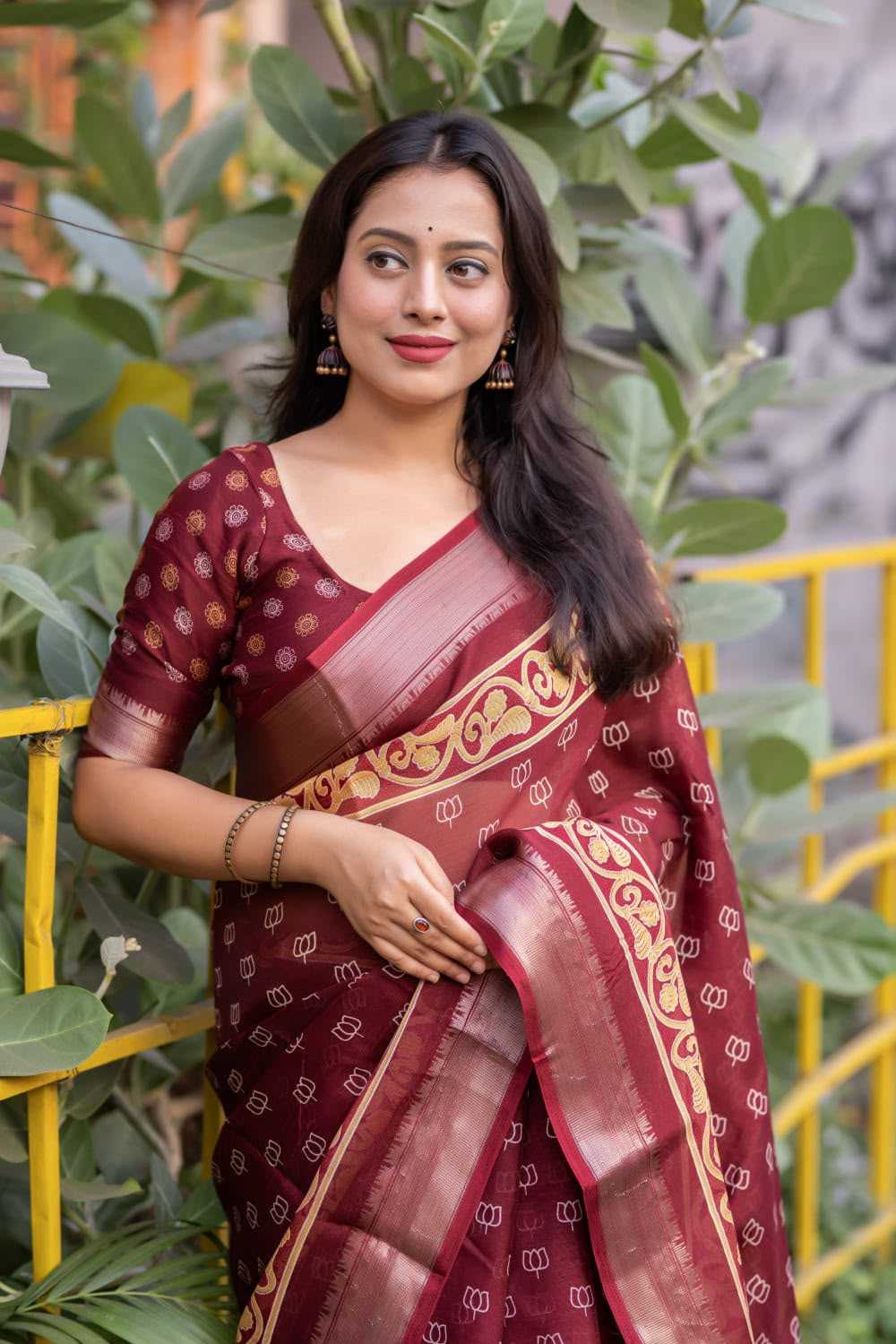 Zari Border Saree