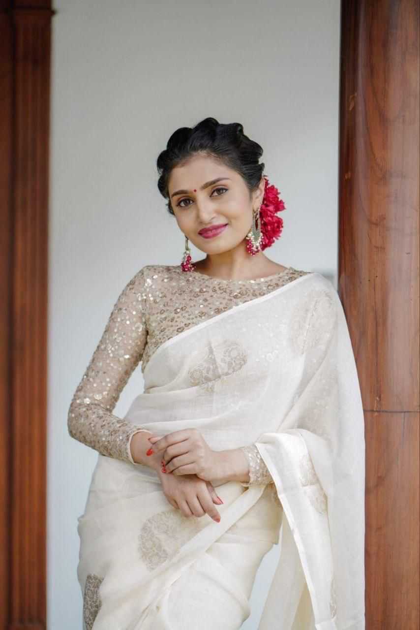 Linen Embroidered Saree