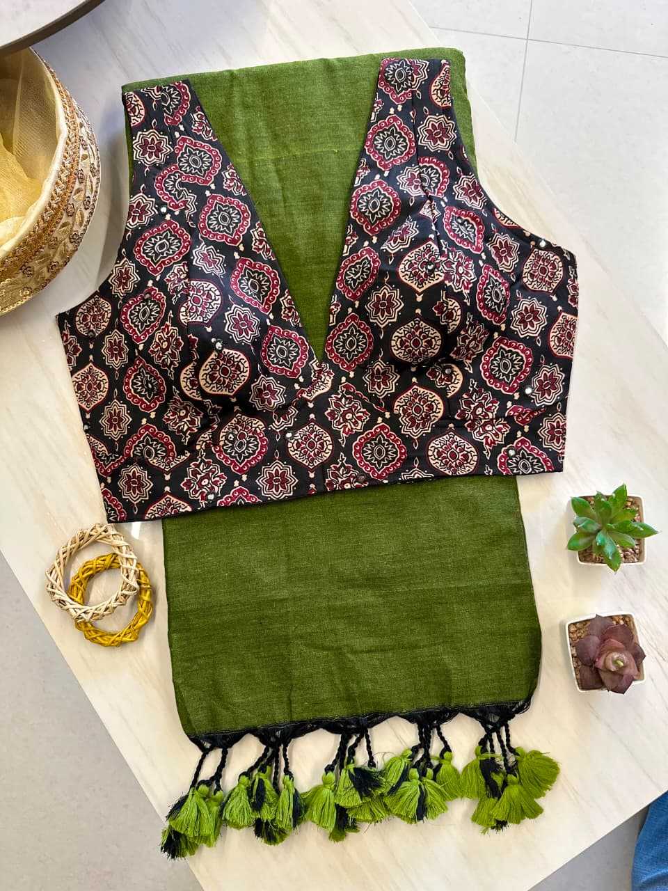 Handloom Silk Sequence Saree