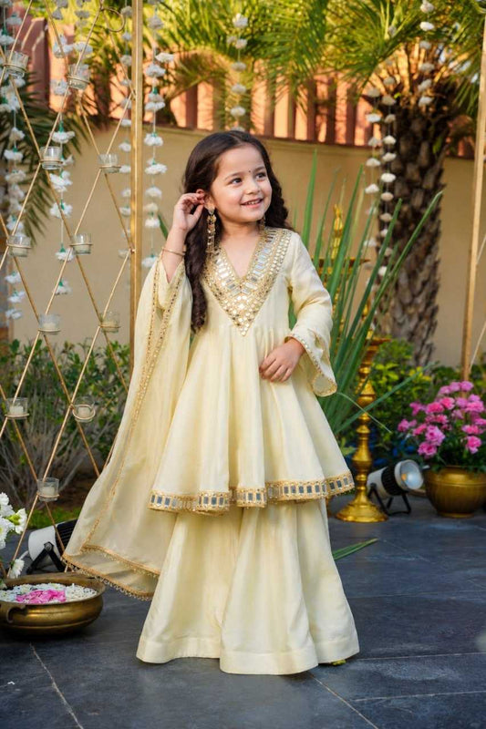 Chinon Silk Kids Suit