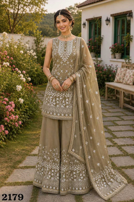 Mrudangi Vihanika Georgette Embroidery Suit