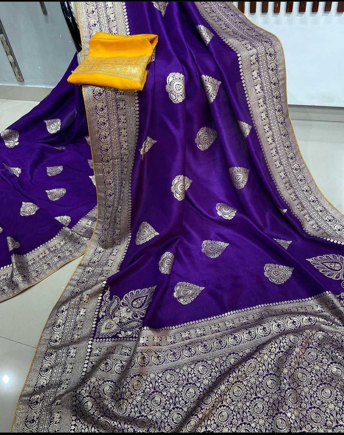 Aarohi Dola Silk Saree