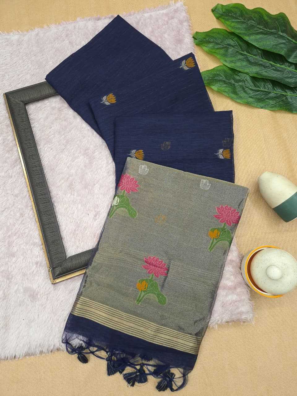 Anahita Pure Linen Designer Saree