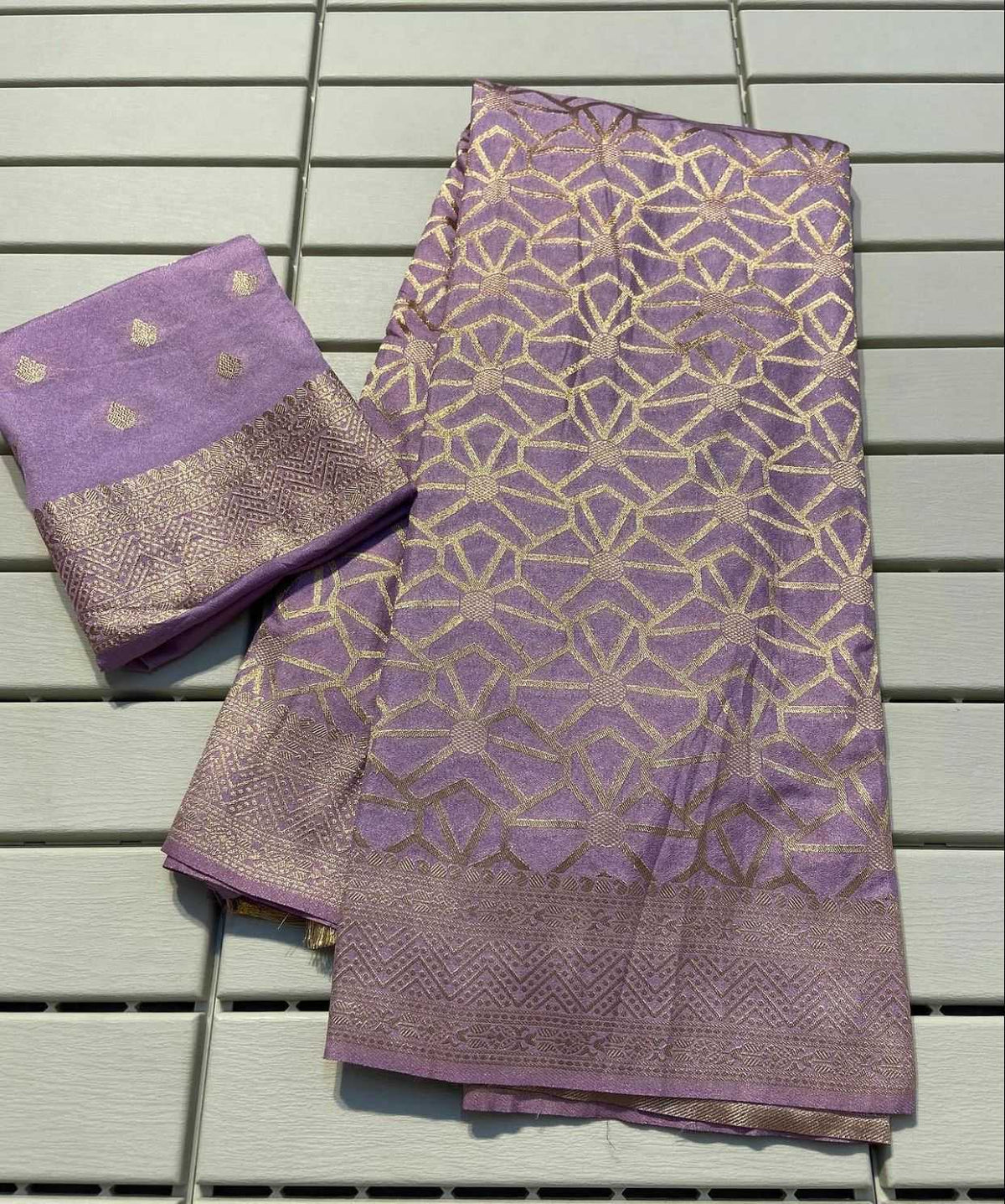 Chaarvi Khadi Silk Saree