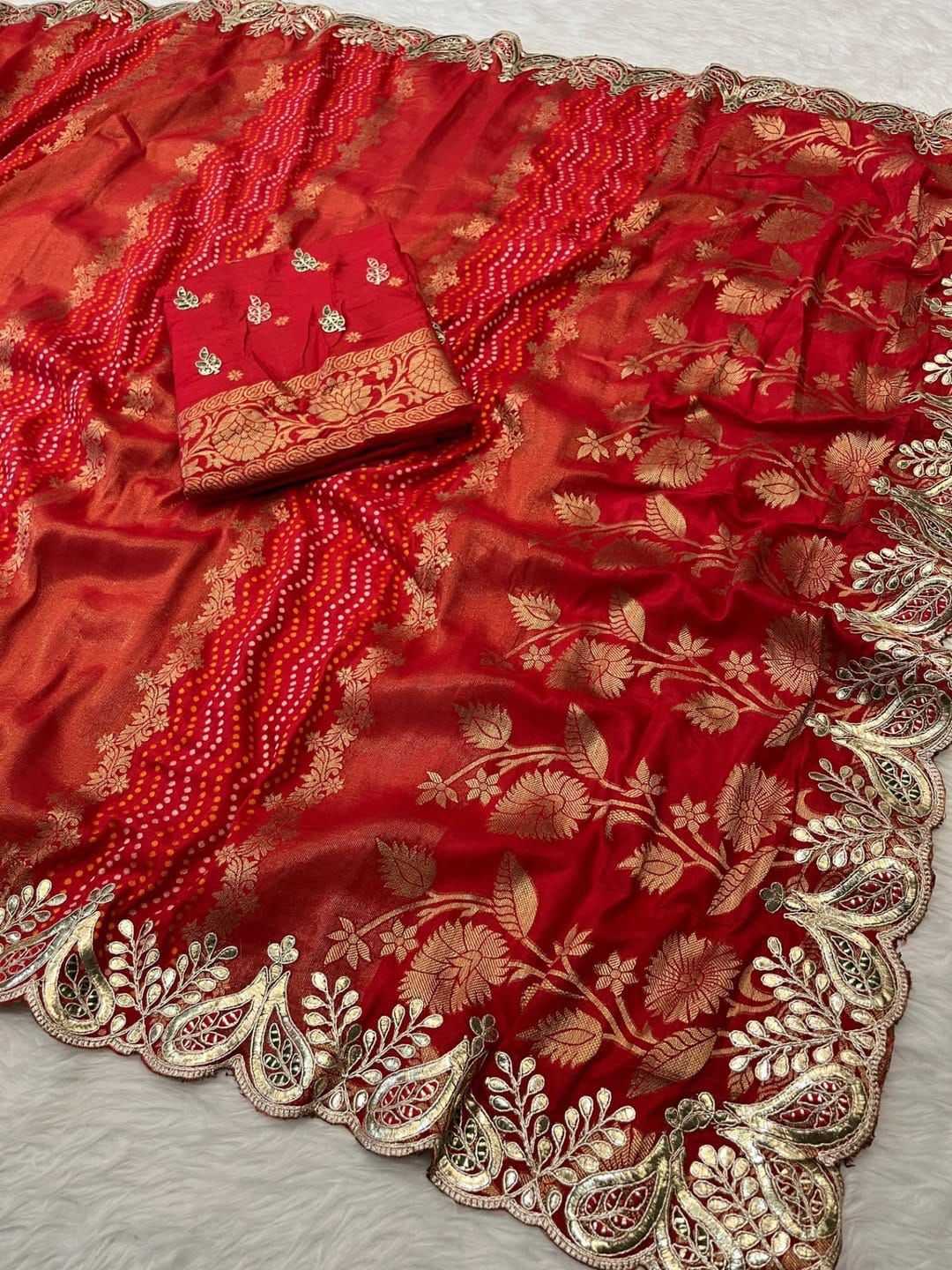 Mannat Russian Silk Soft Saree