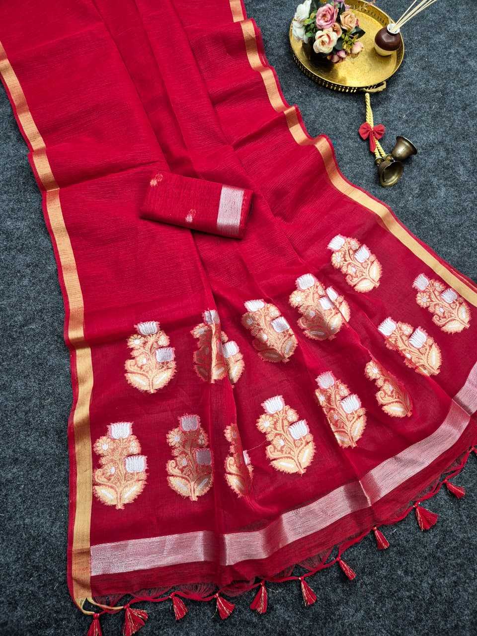 Mannat Soft Silk Saree