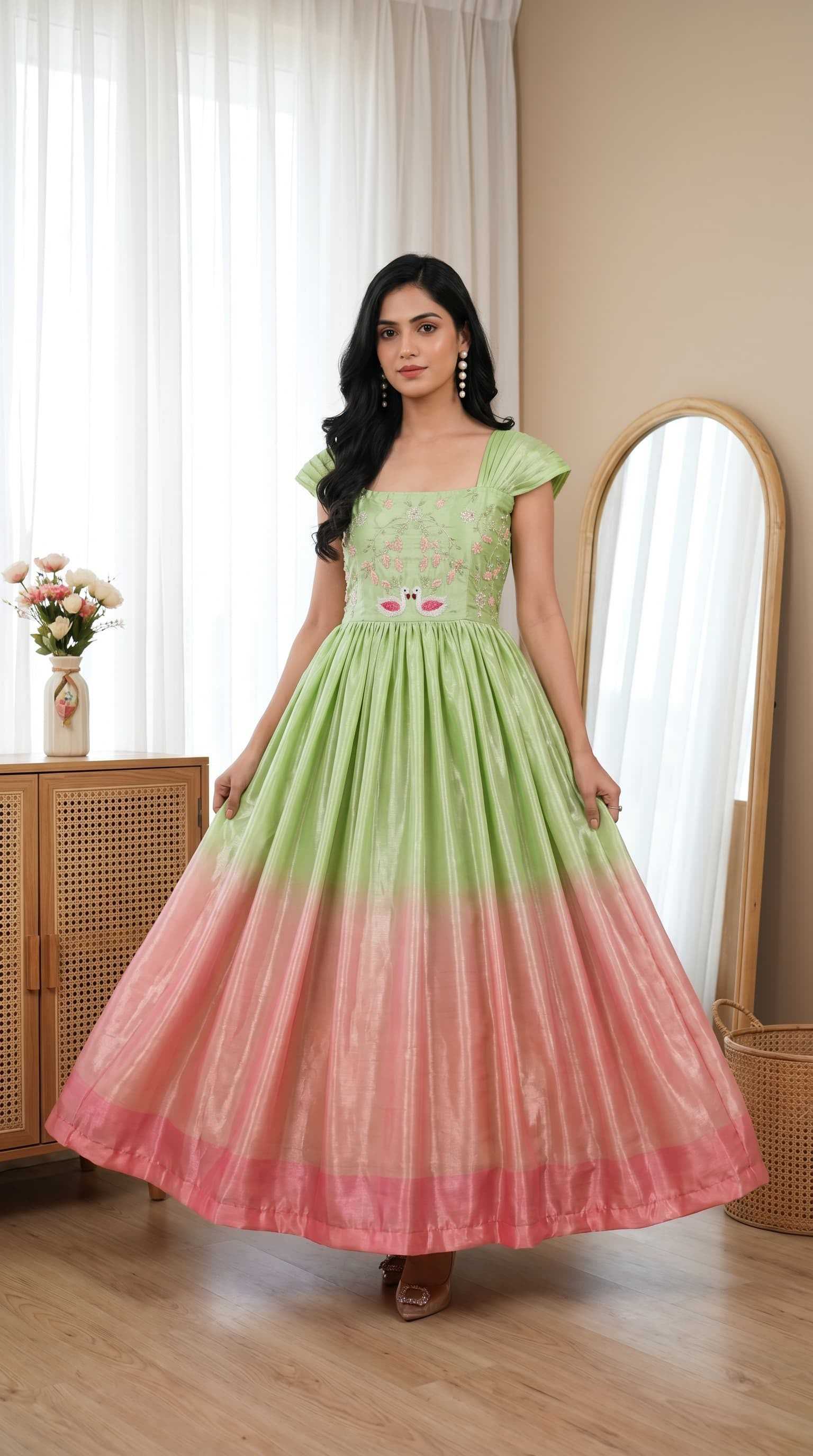 Chinon Fancy Gown