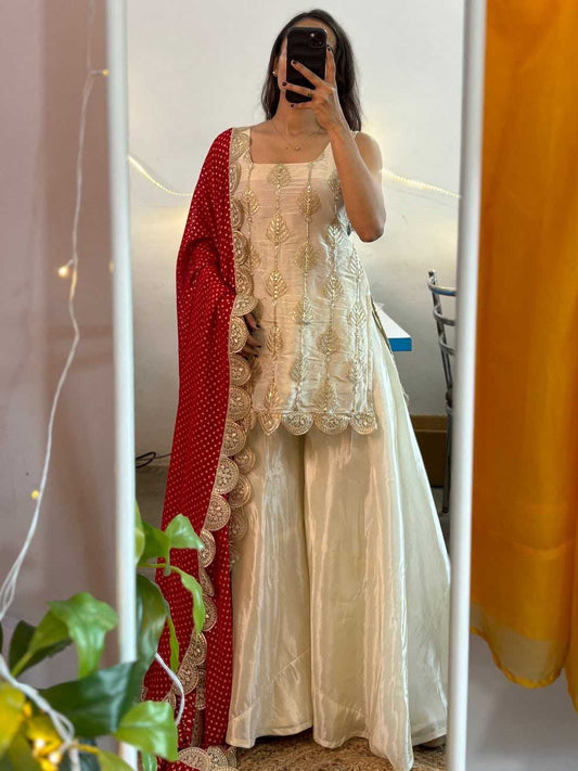 Chinon Embroidery Suit JT-138593