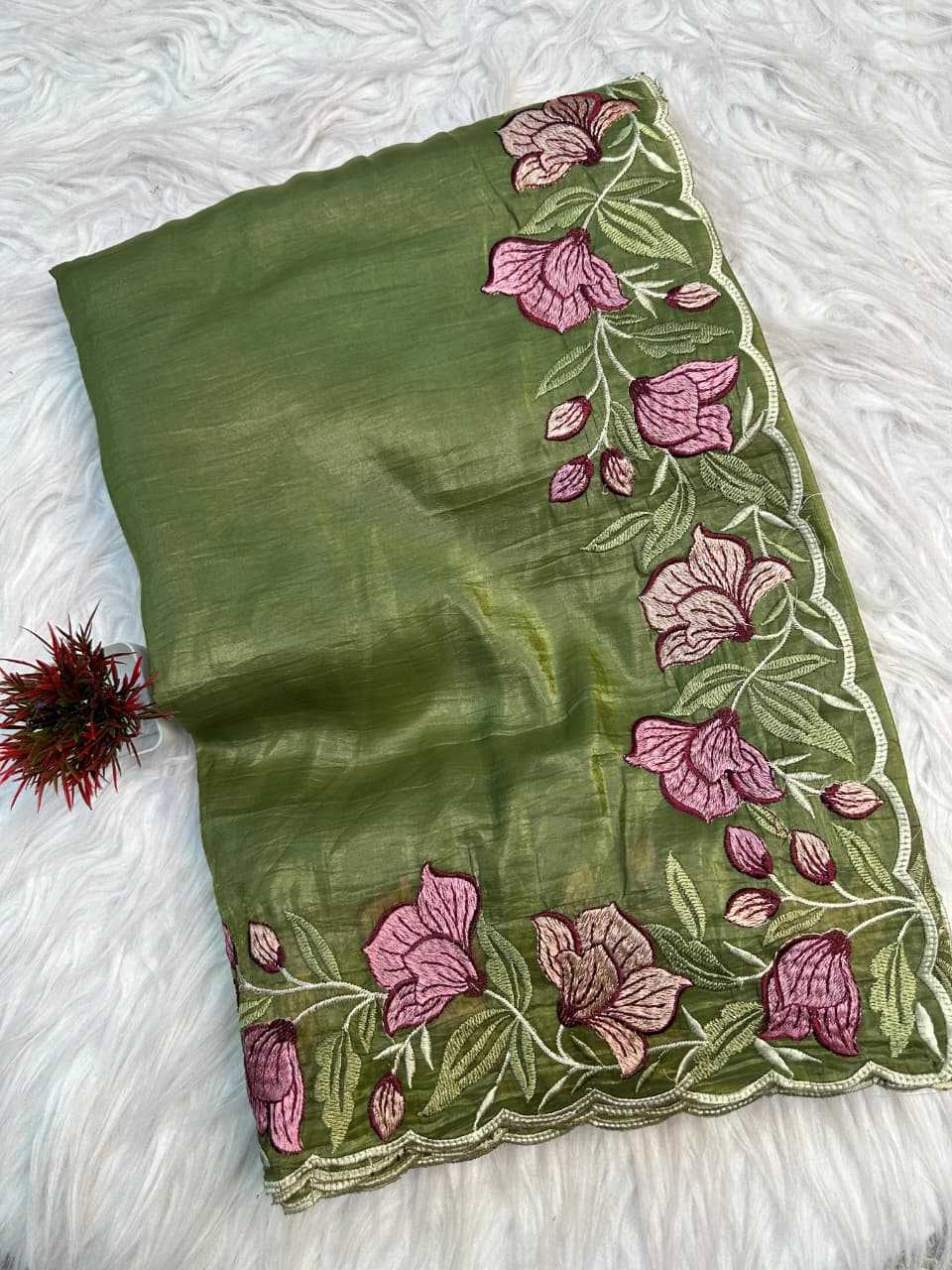 Amoli Soft Gold Crush Designer Saree