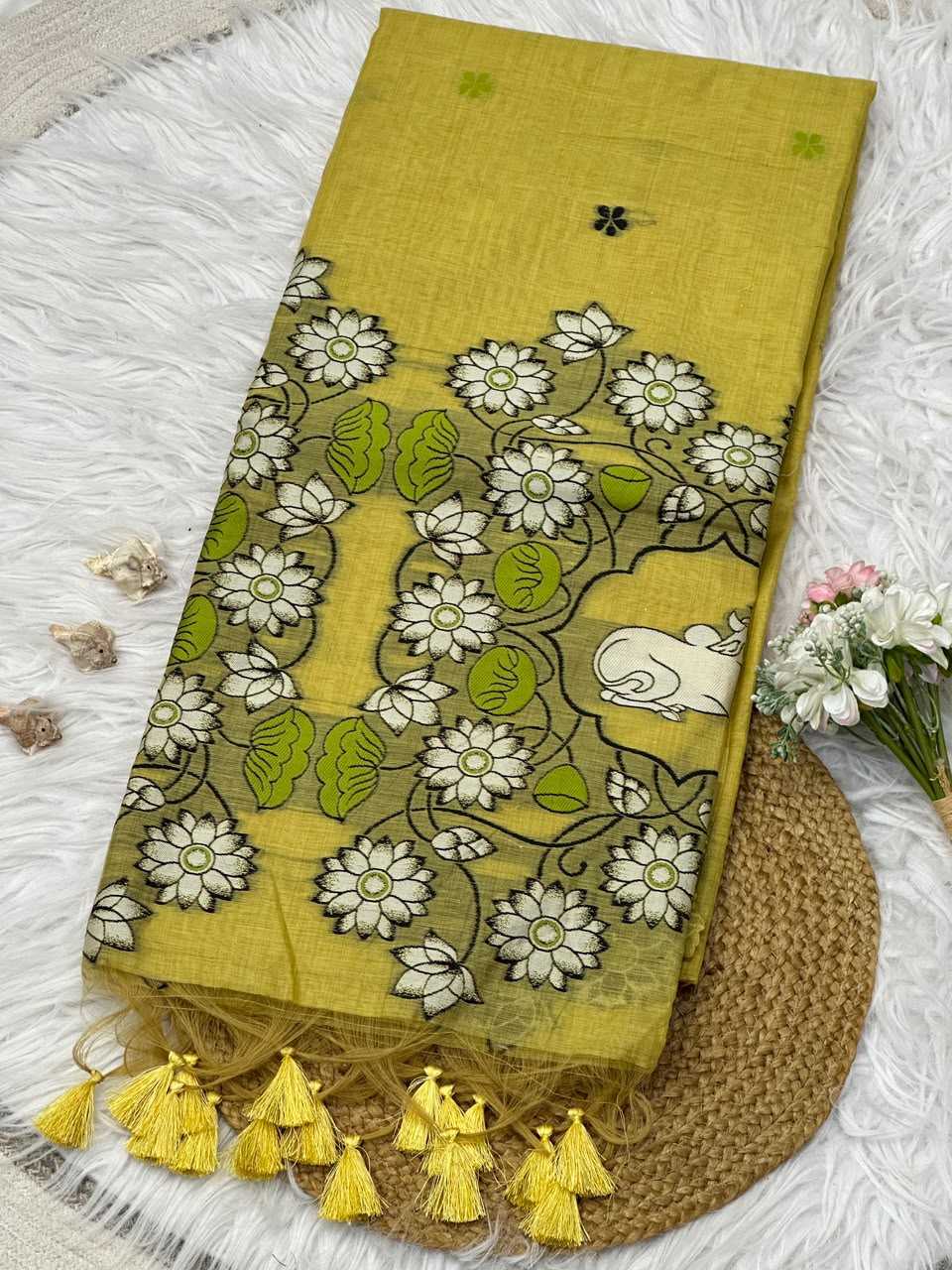 Anvi Soft Cotton Printed Saree