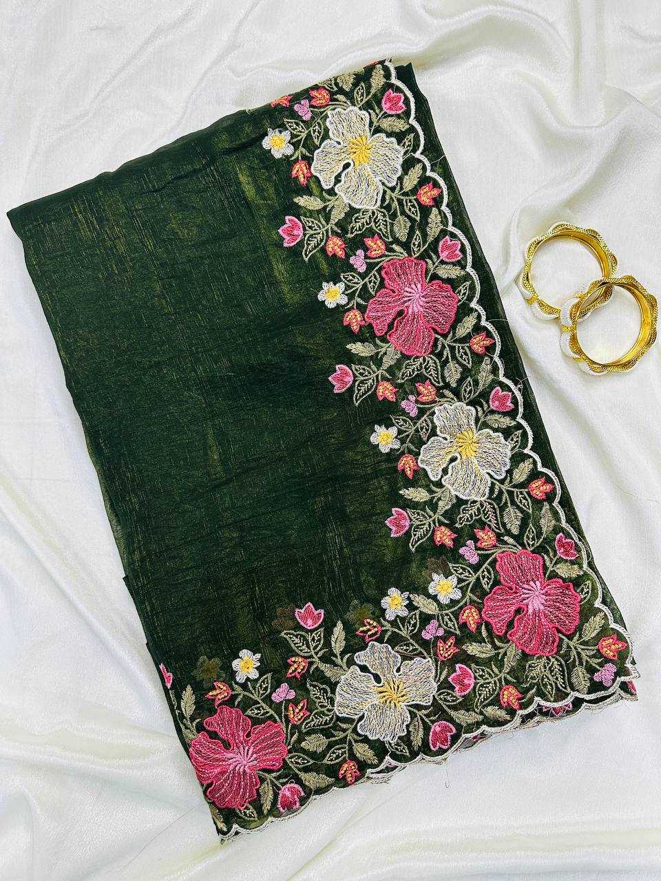 Crunchi Embroidered Saree