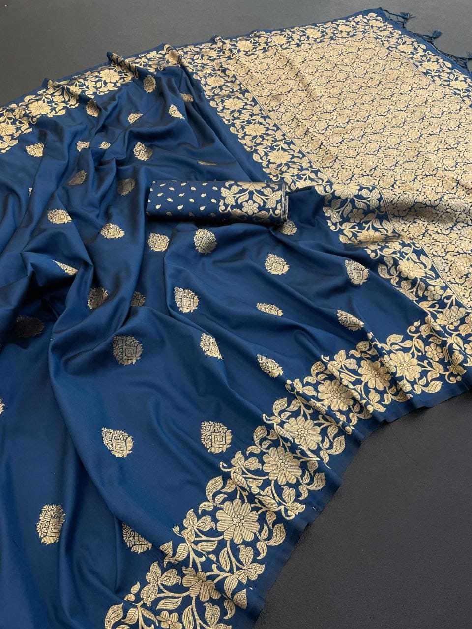 Saanvi Banarasi Soft Silk Saree