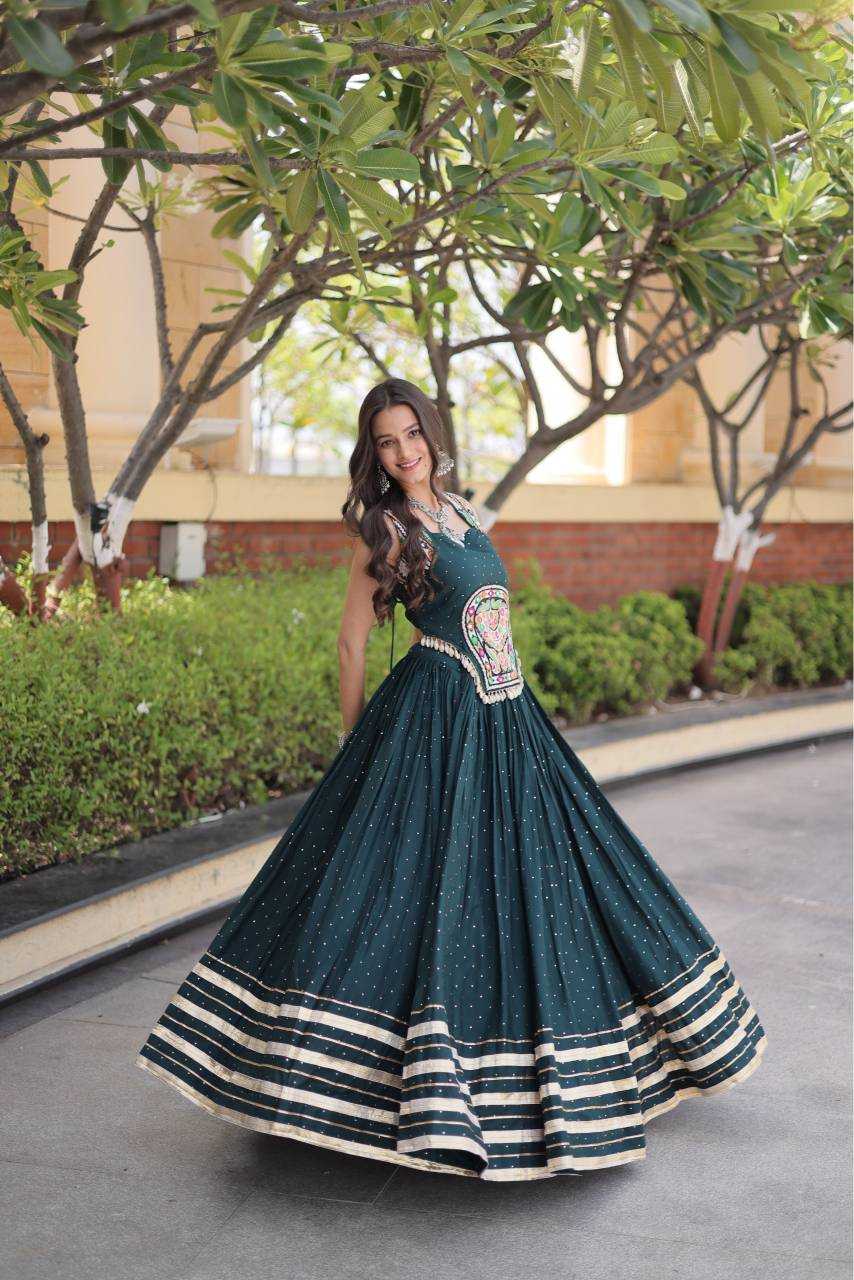 Rayon Designer Lehenga in Morpich