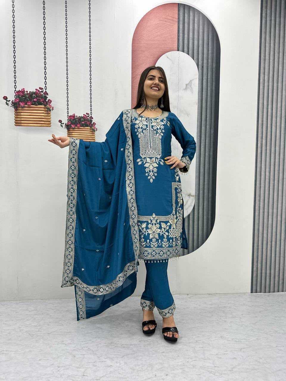 Embroidery Suit