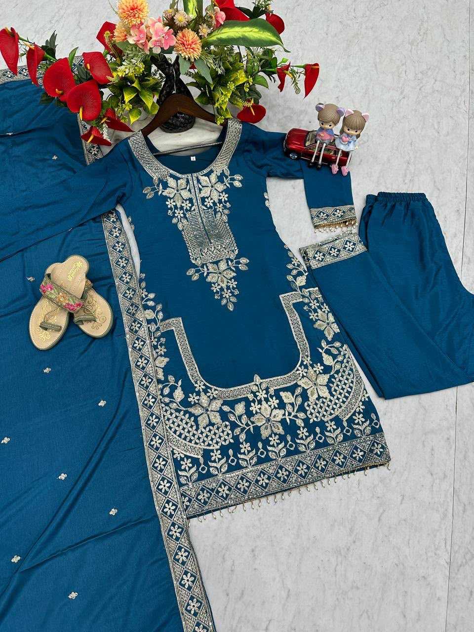 Embroidery Suit