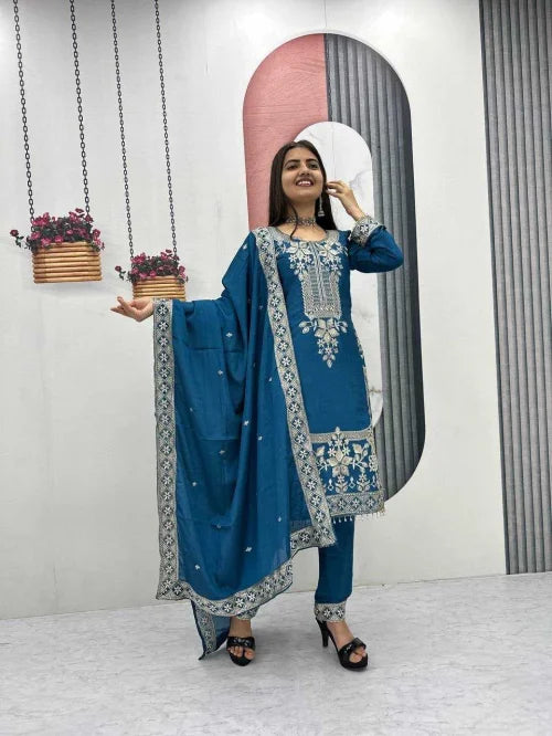 Chinon Ladies Suit in Morpich