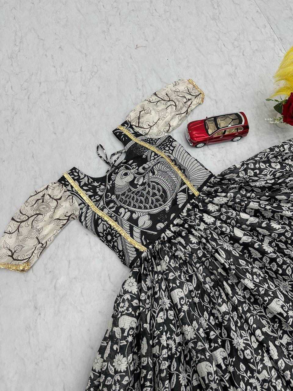 Kota Checks Printed Gown