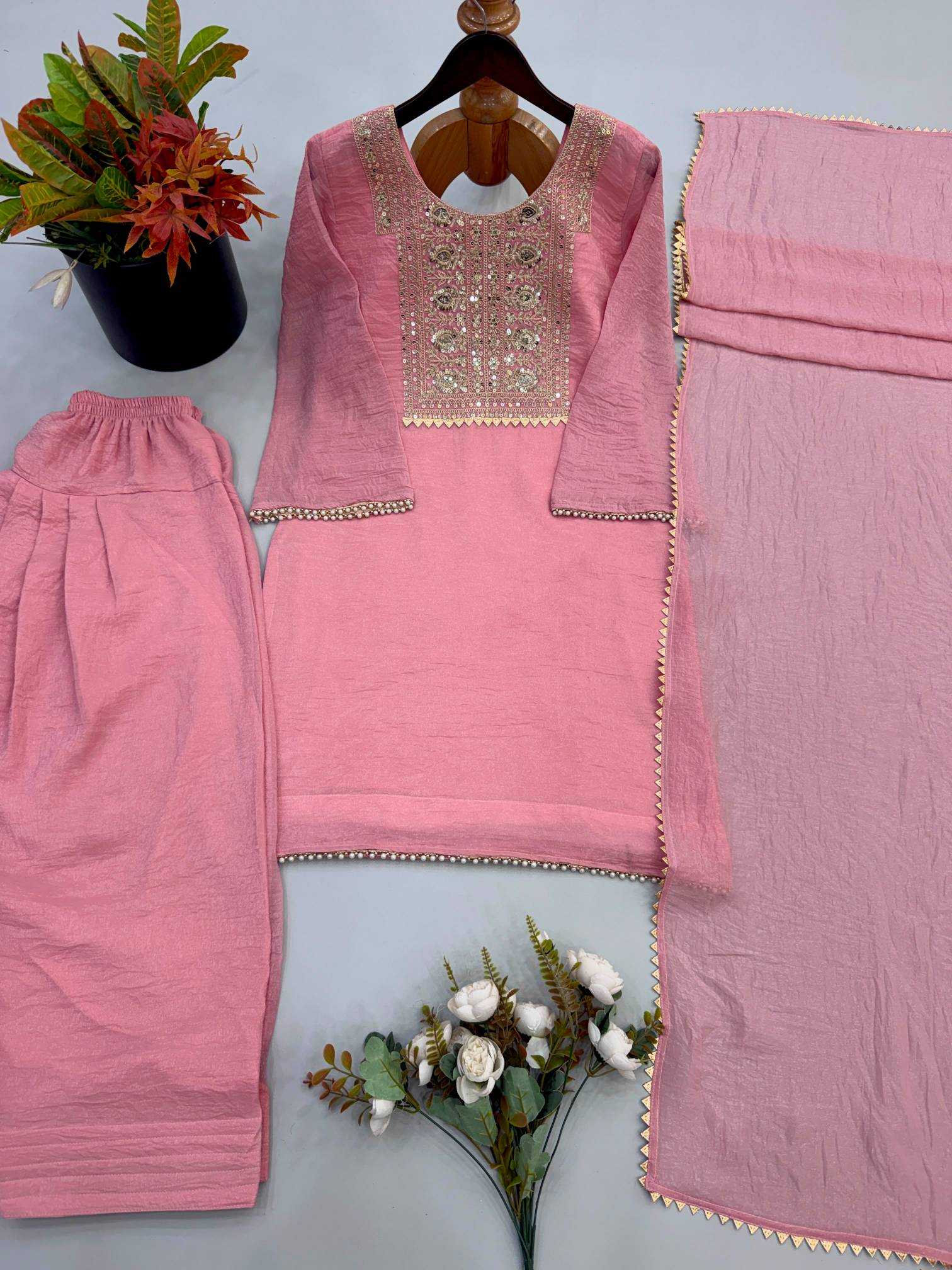 Crush Silk Embroidery Suit