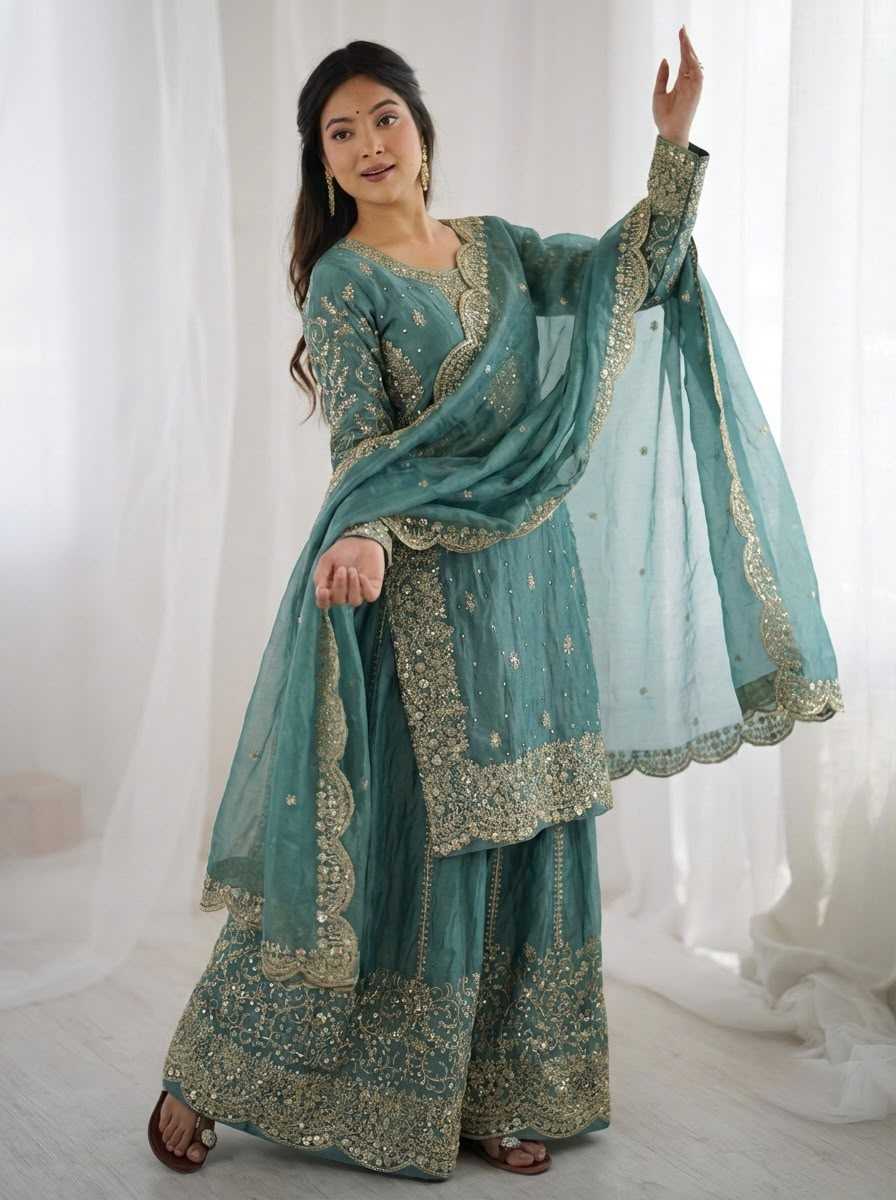 Fendy Embroidery Suit