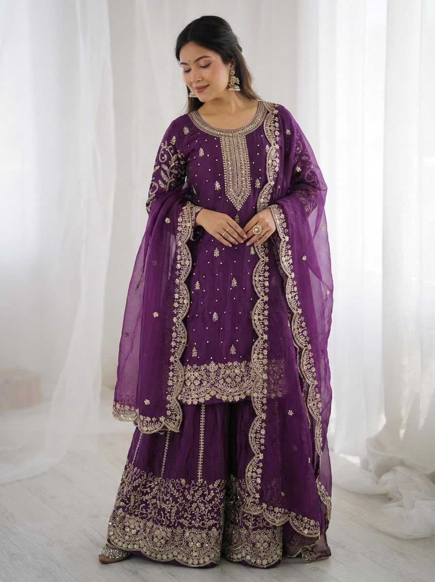 Fendy Embroidery Suit