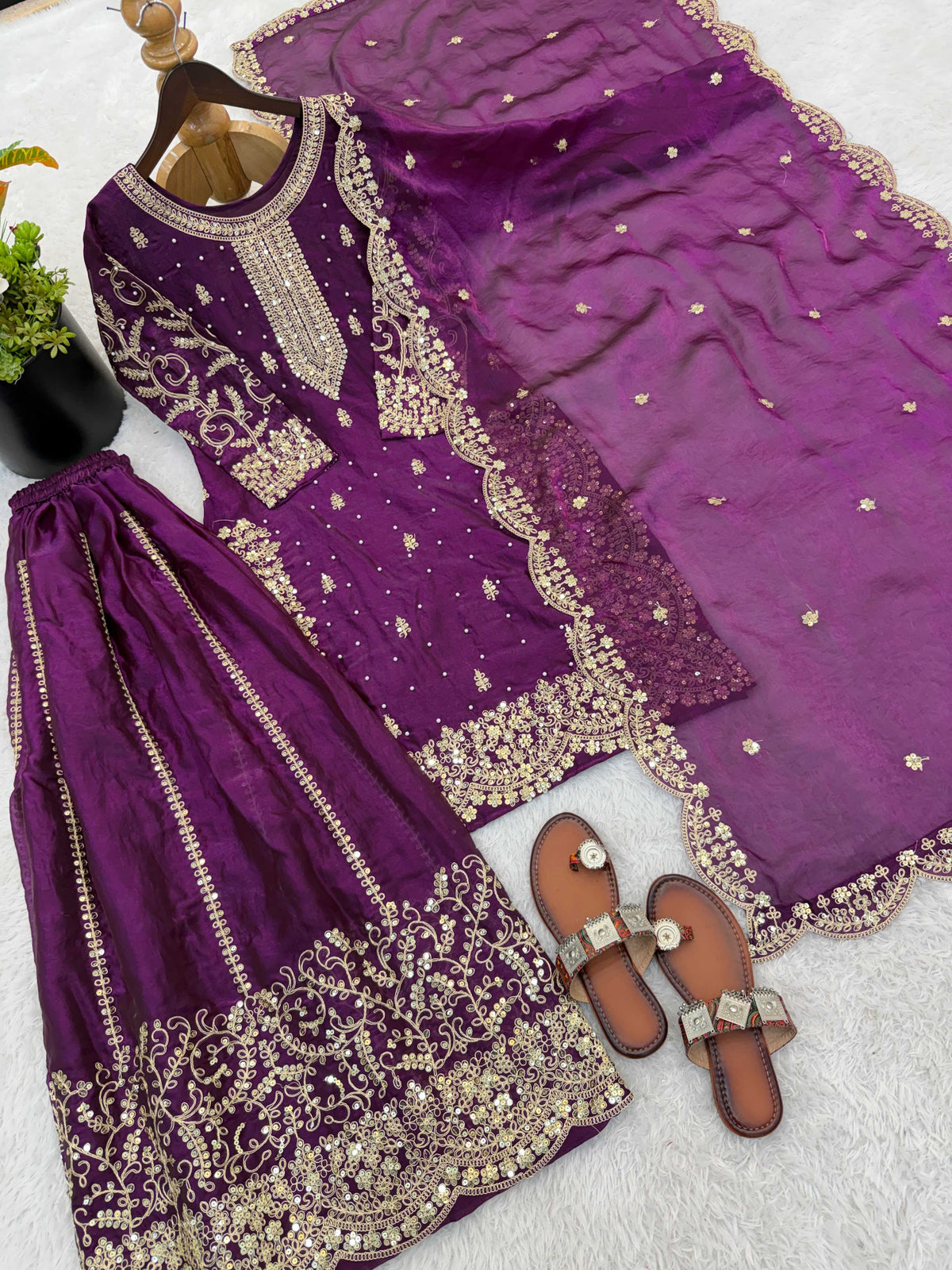 Fendy Embroidery Suit