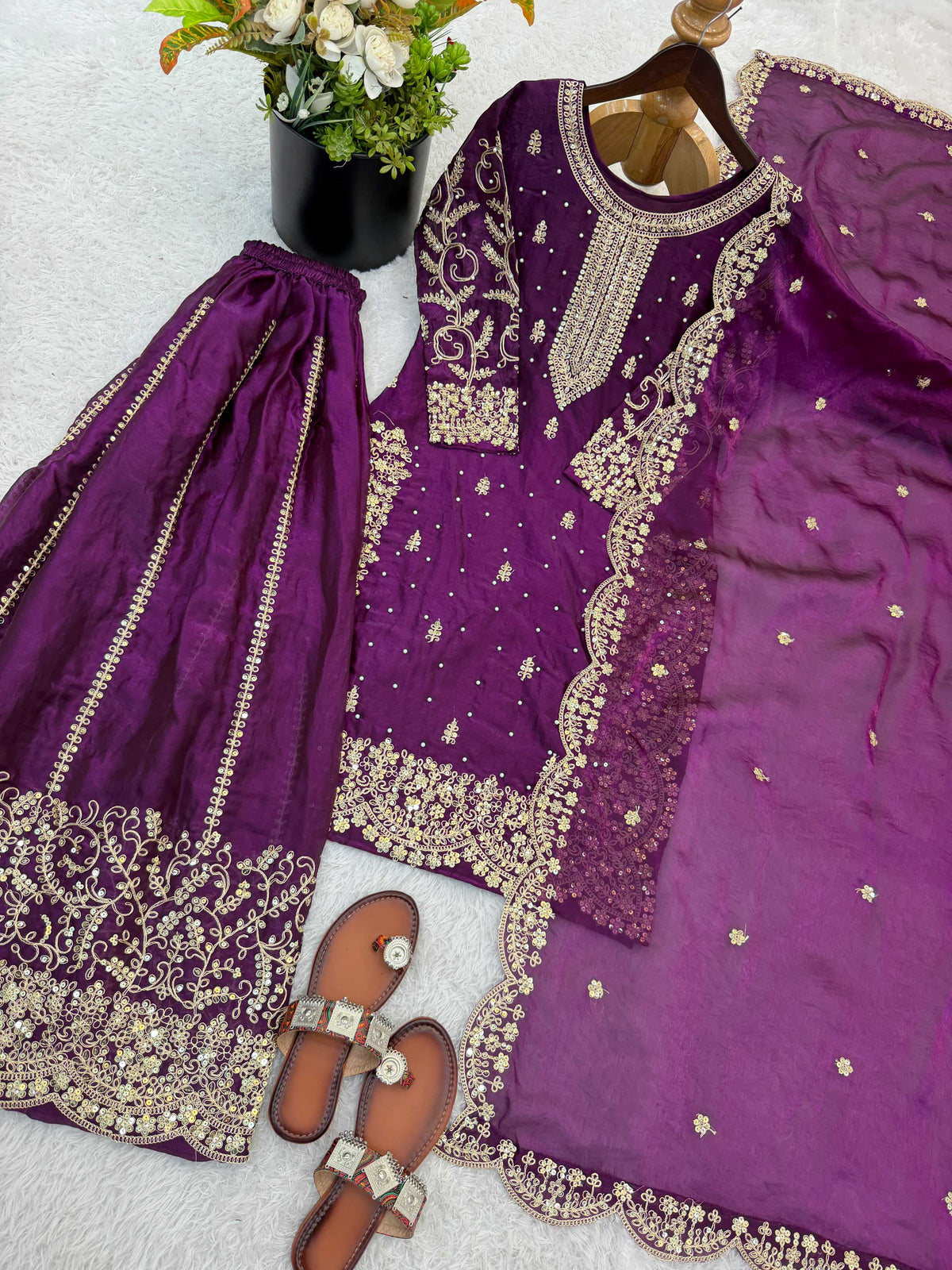 Fendy Embroidery Suit