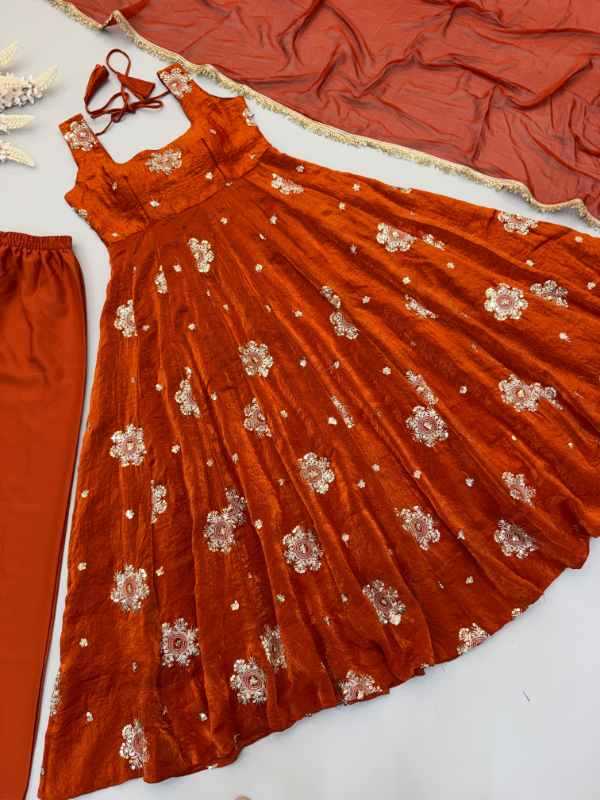 Crush Silk Embroidery Gown 3189