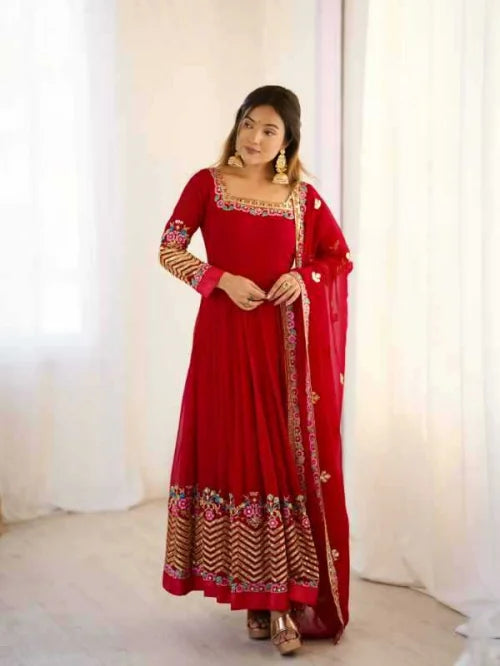 Georgette Printed Gown in Red