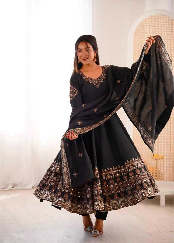 Heavy Roman Silk Fancy Gown