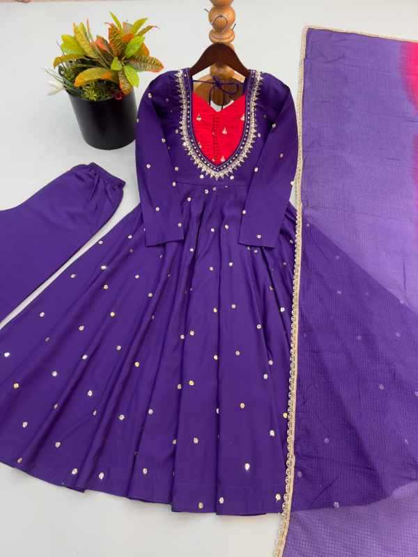 Heavy Roman Silk Embroidery Gown
