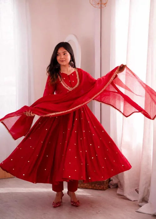 Heavy Roman Silk Embroidery Gown