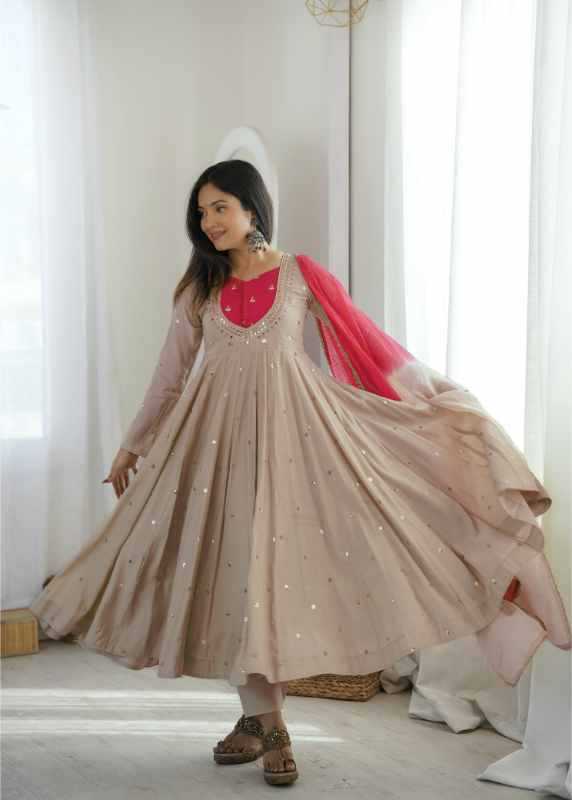 Heavy Roman Silk Embroidery Gown