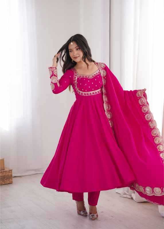 Heavy Roman Silk Embroidery Gown in Pink