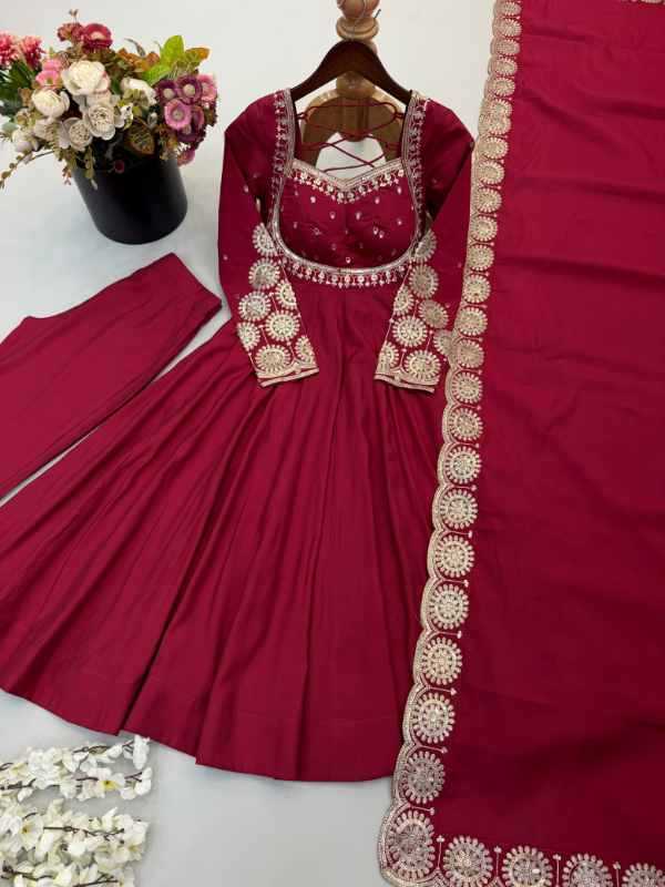 Heavy Roman Silk Embroidery Gown in Pink