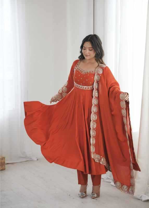 Heavy Roman Silk Embroidery Gown in Pink
