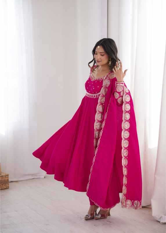 Heavy Roman Silk Embroidery Gown in Pink