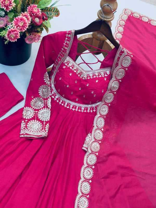 Heavy Roman Silk Embroidery Gown in Pink