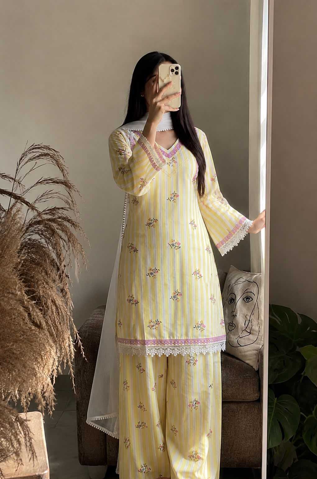 Crepe Ladies Suit
