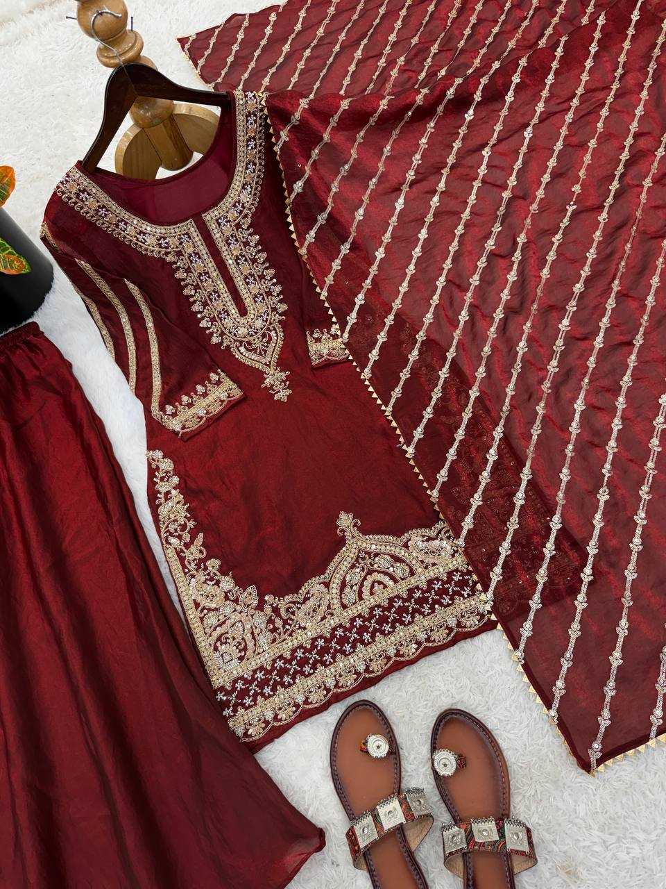 Fendy Embroidery Suit